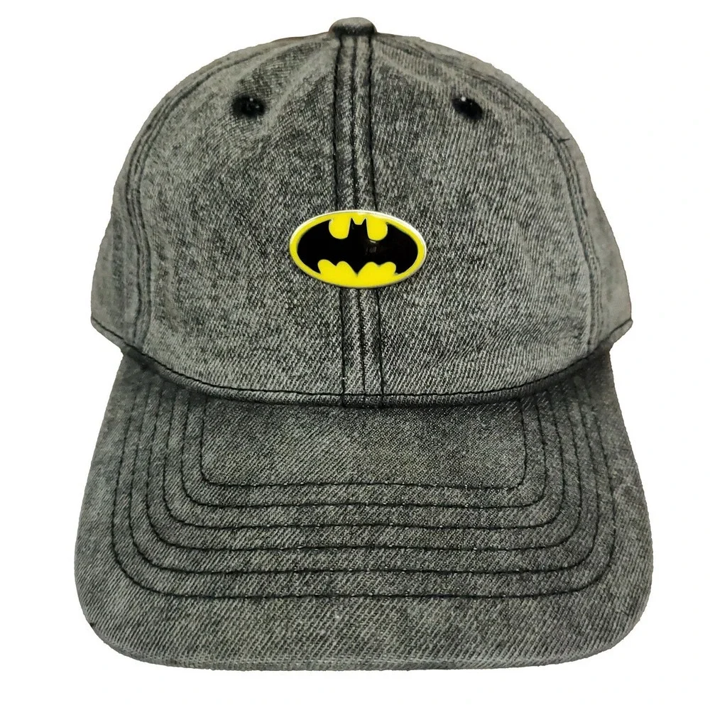 Batman DC Comics Dad Hat Cap Pin Logo Black‎ Acid Wash Denim Strapback NWT